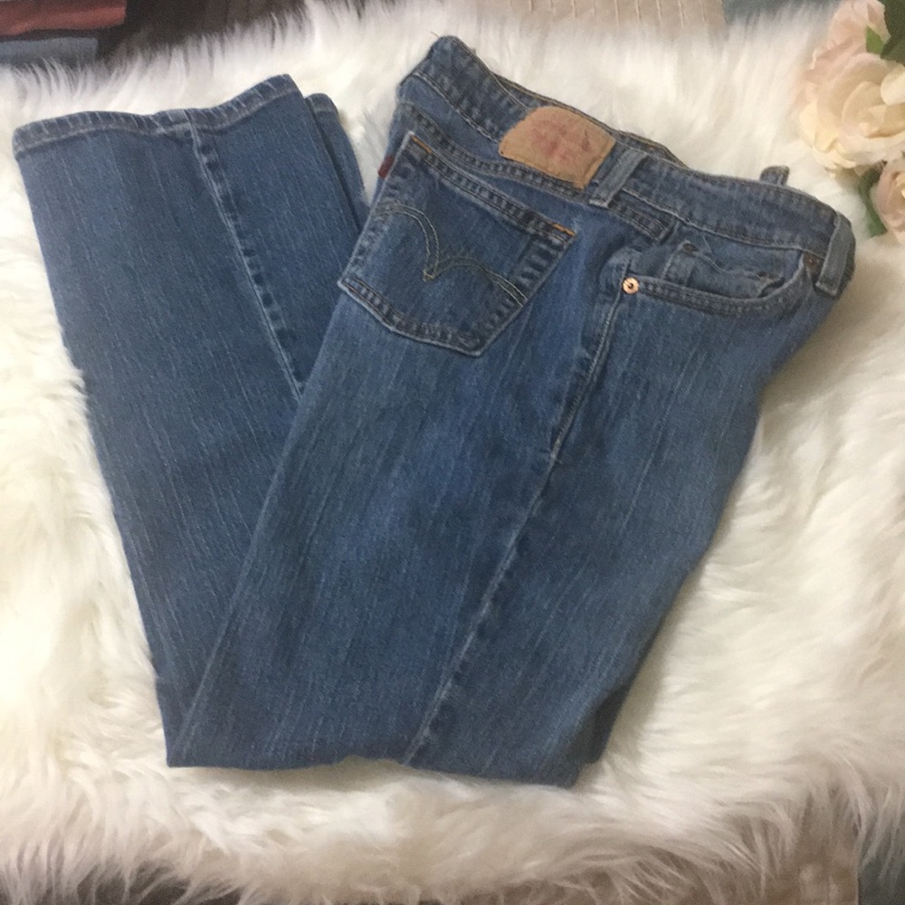 🔥518 Levi’s Jeans🔥